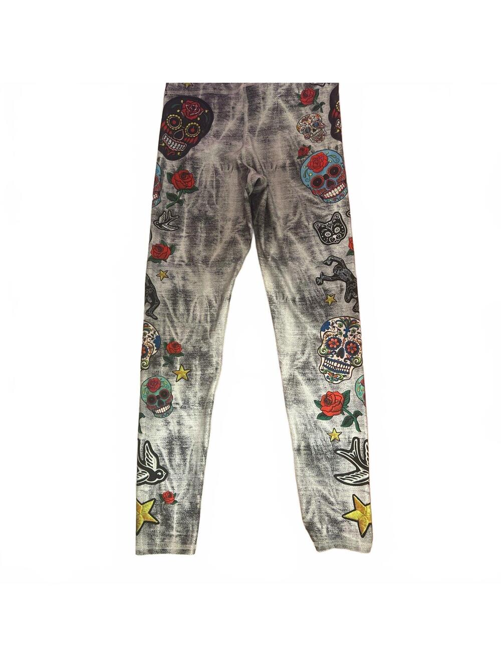 Grey and black skull legging